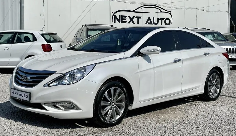 Hyundai Sonata 2.0LPI 156HP Image 1