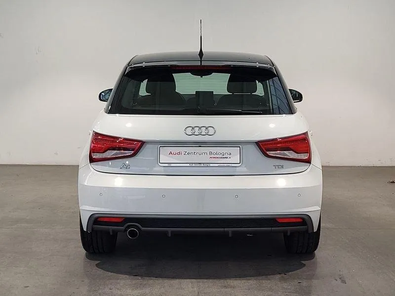 AUDI A1 1.4 TDI S tronic Admired Image 5